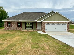 105 Lakeview Dr, Guntown, MS 38849