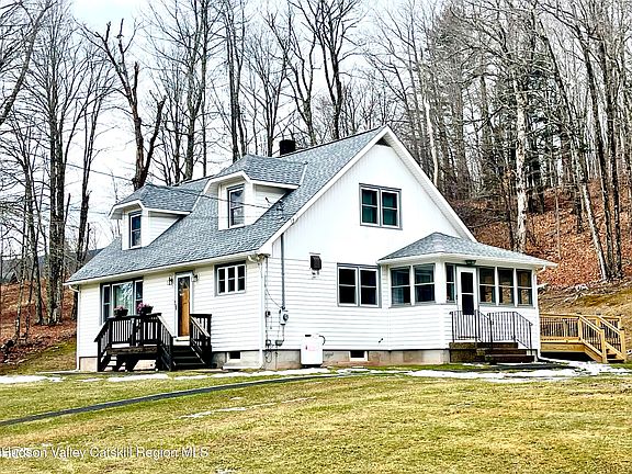 3rd image of 265 Scribner Hollow Road