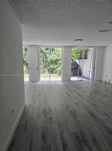 9835 NW 43rd Ter — Photo 13