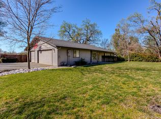 2065 Jewell Ln, Redding, CA 96001