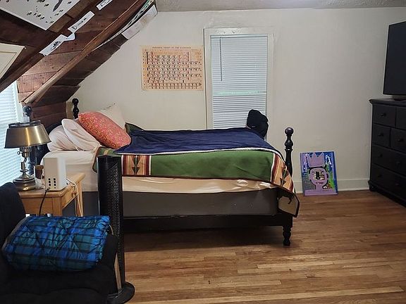 4th image of 715 Arapahoe St #B