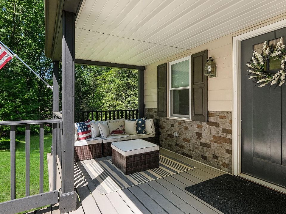 2945 Snake Hill Rd, Doylestown, PA 18902 | Zillow