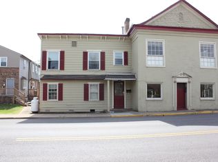 220 S Main St, Bridgewater, VA 22812