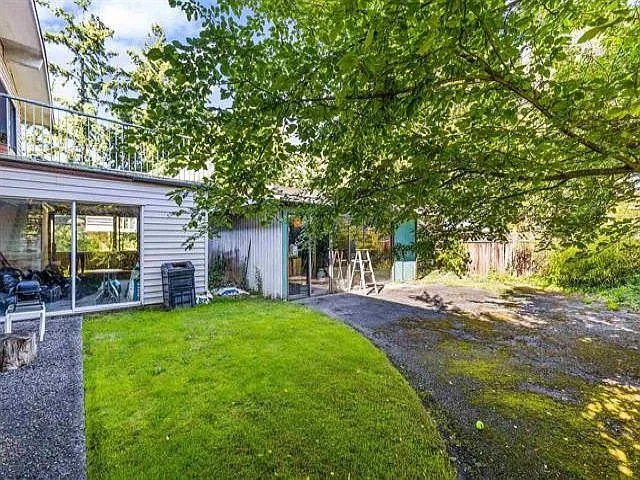 2 bed, 945 sqft, $2,200 — Photo 2