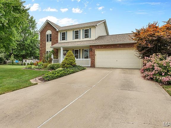 2nd image of 1014 Daniel Dr