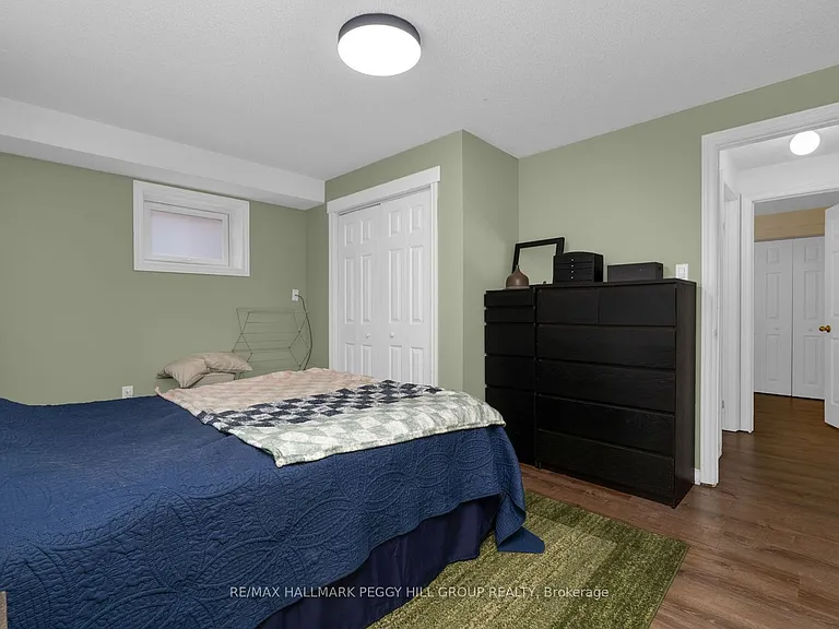 194 Country Ln #LOWER — Photo 8