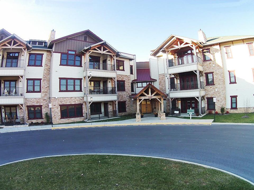 1st image of 5422 The Peaks Dr