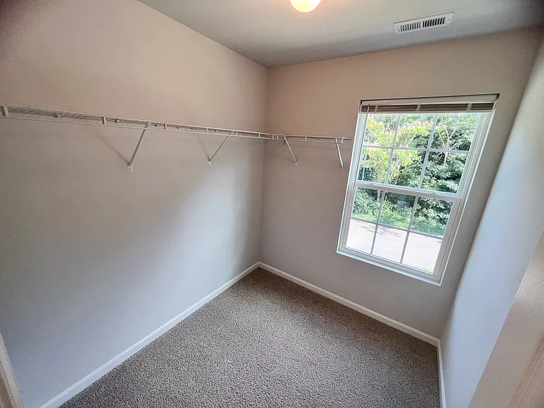 4024 Gibb Ct — Photo 29