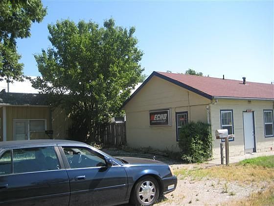 1st image of 304 E Railroad St