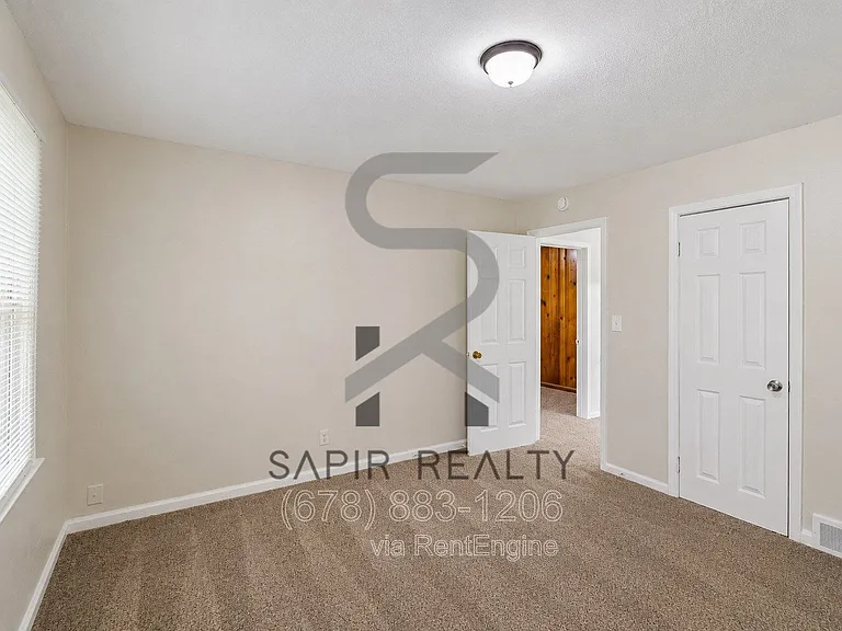 2620 Wiggins St — Photo 10