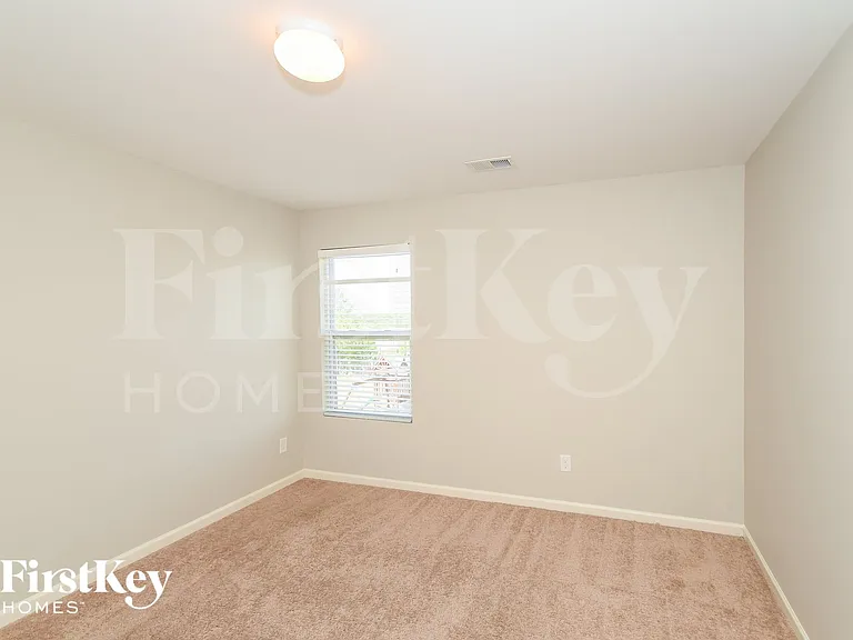 149 Ashby St — Photo 10