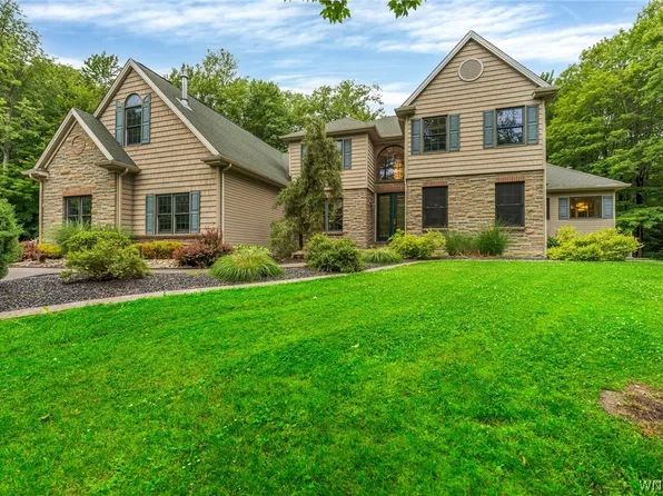 655 Getman Rd, Alden, NY 14004