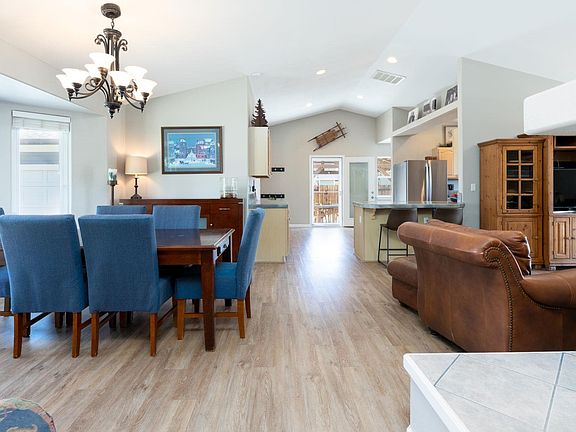 5th image of 2863 Sierra Mesa Ct
