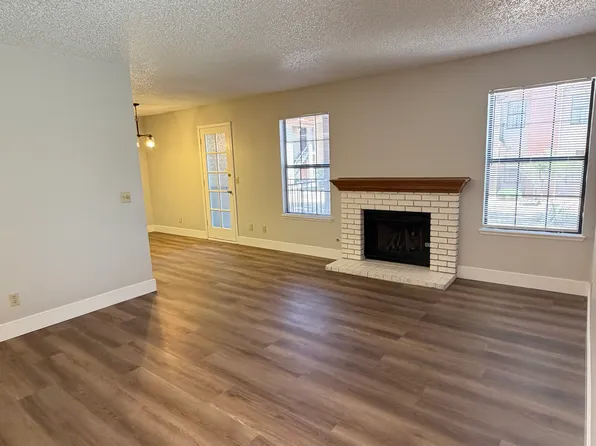 5576 W Rochelle Ave APT 28A, Las Vegas, NV 89103