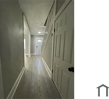 5th image of 809 Bonaparte Ave