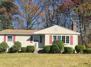 24 Phoenix Rd, Auburn, MA 01501