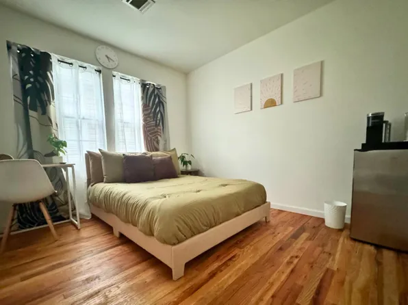 (undisclosed Address), Newark, NJ 07103