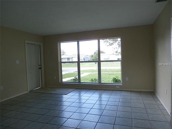4th image of 22111 Laramore Ave