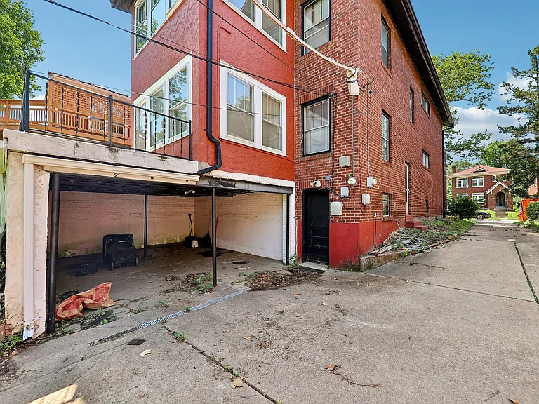 7315 Lindell Blvd #1 — Photo 33