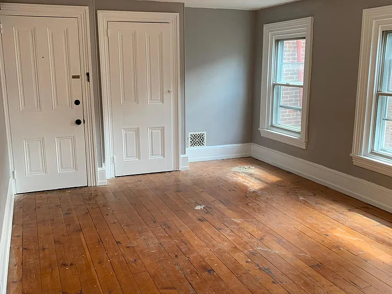 125 E Washington St #2 — Photo 10