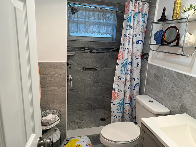 701 Lori Dr #204 — Photo 10