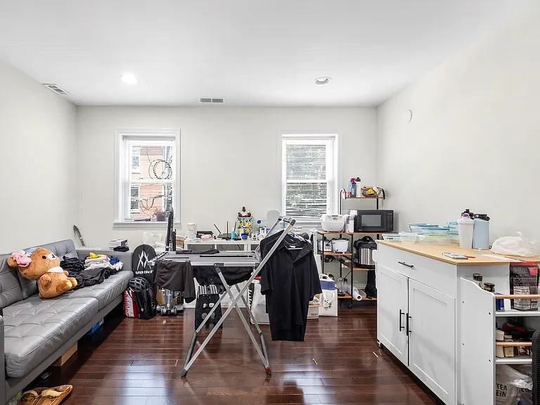 2046 Fitzwater St #2 — Photo 6
