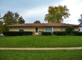 3114 Bavarian Ln, Rockford, IL 61109