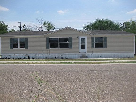 2nd image of 214 N San Antonio St