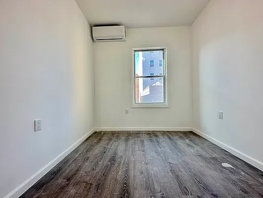 Rented by GROOME REALTY LLC | media 11