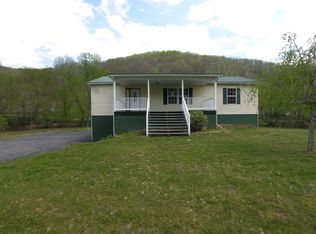 25 Blackberry Ln, Wayne, WV 25570