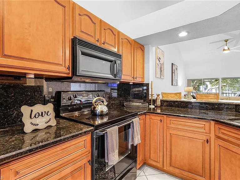 760 Wiggins Lake Dr #206 — Photo 9