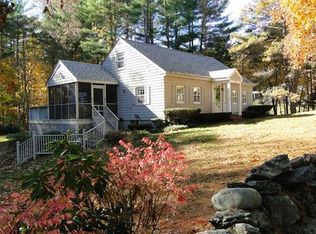 112 West St, Georgetown, MA 01833