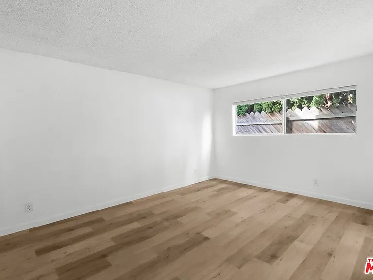1114 12th St #103 — Photo 24