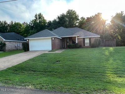 329 Willow Bay Dr, Byram, MS, 39272