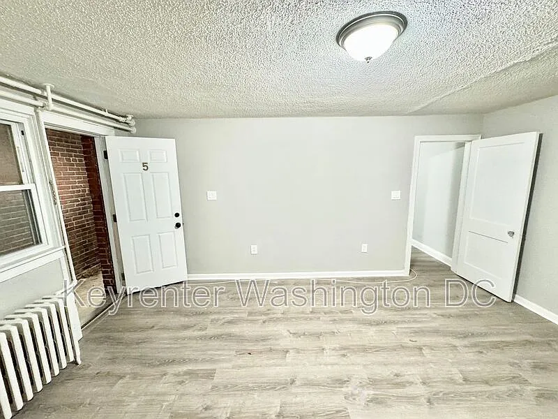 1 bed, 1.0 bath, 600 sqft, $1,250 — Photo 4