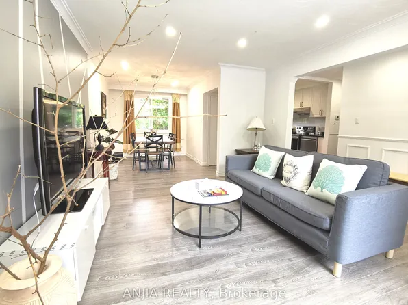 442 Bonita Cres, Richmond Hill, ON L4C 3N1