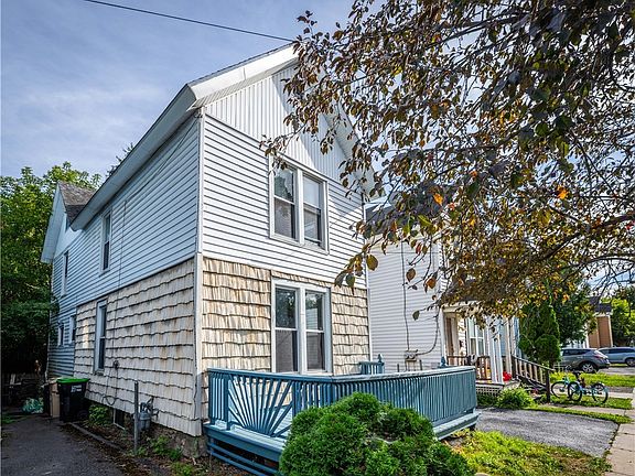 5th image of 328 Pleasant Ave