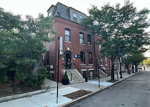 54 Harvard St #3 — Photo 3