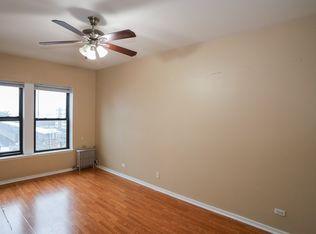 6211 N Winthrop Ave #315, Chicago, IL 60660