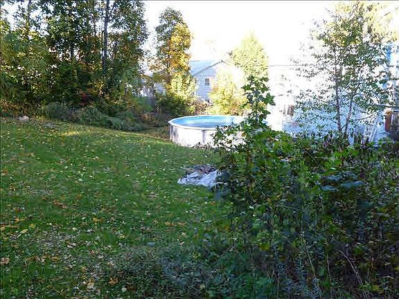 4th image of 113 Longfellow Dr