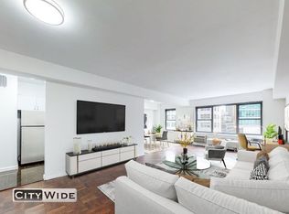 157 E 57th St APT 4B, New York, NY 10022