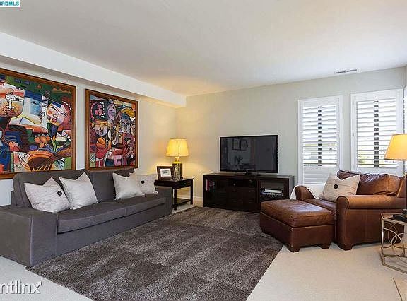 l0d25ad45-m2xd-w640_h480_q80