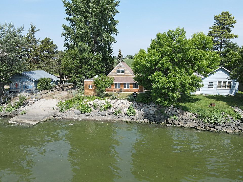 1st image of 40331 N Shore Rd