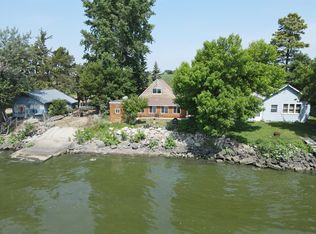 40331 N Shore Rd, Huron, SD 57350