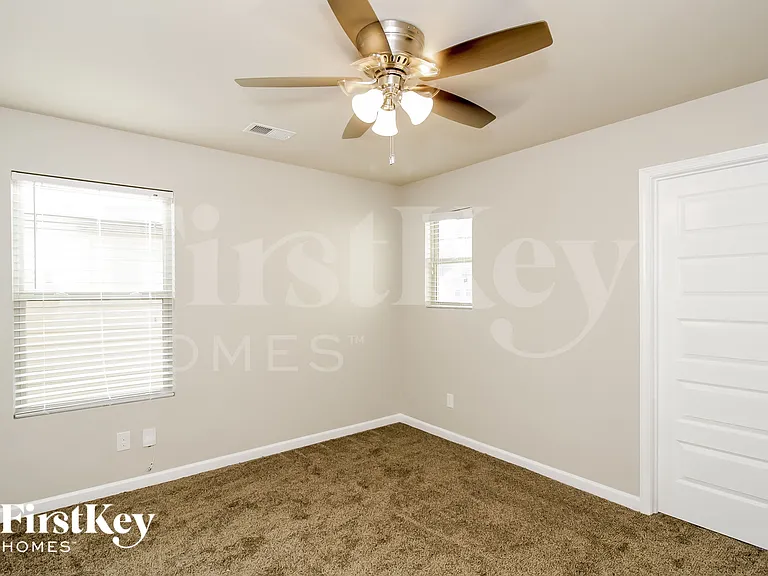 11848 Lovejoy Crossing Blvd — Photo 10