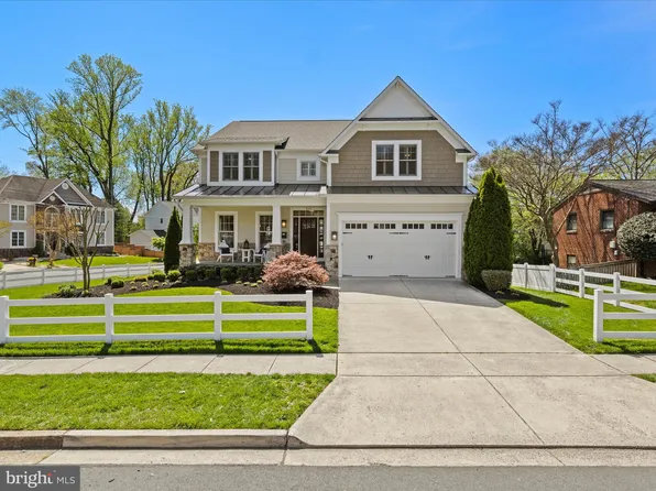 713 Ware St SW, Vienna, VA 22180