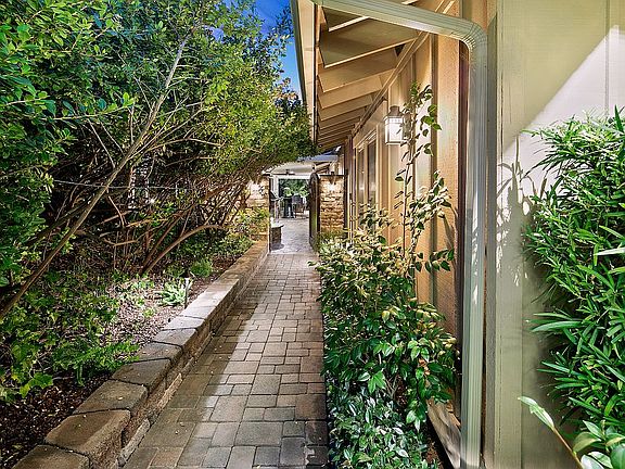 2nd image of 8653 Circle R Valley Ln