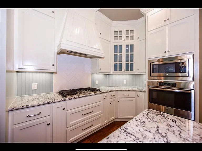4017 Redmont Ct — Photo 8