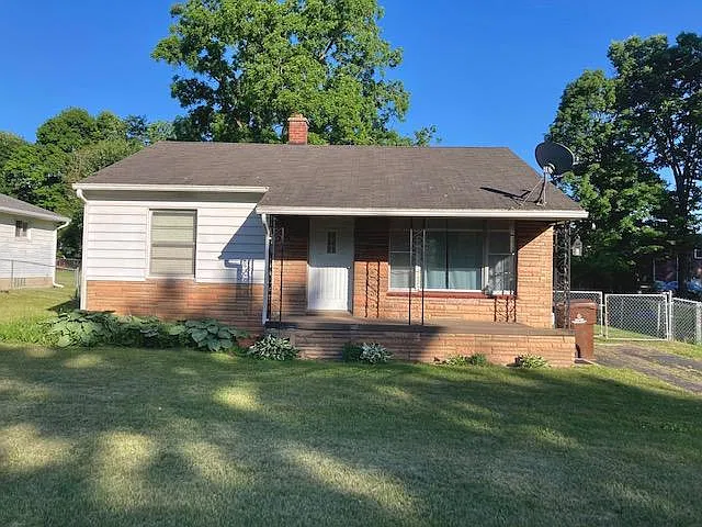 2 bed, 780 sqft, $1,290 — Photo 1