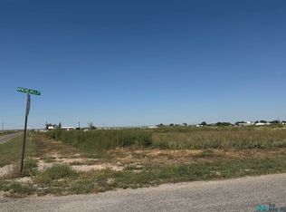 4608 Apache Hills Dr, Roswell, NM 88201
